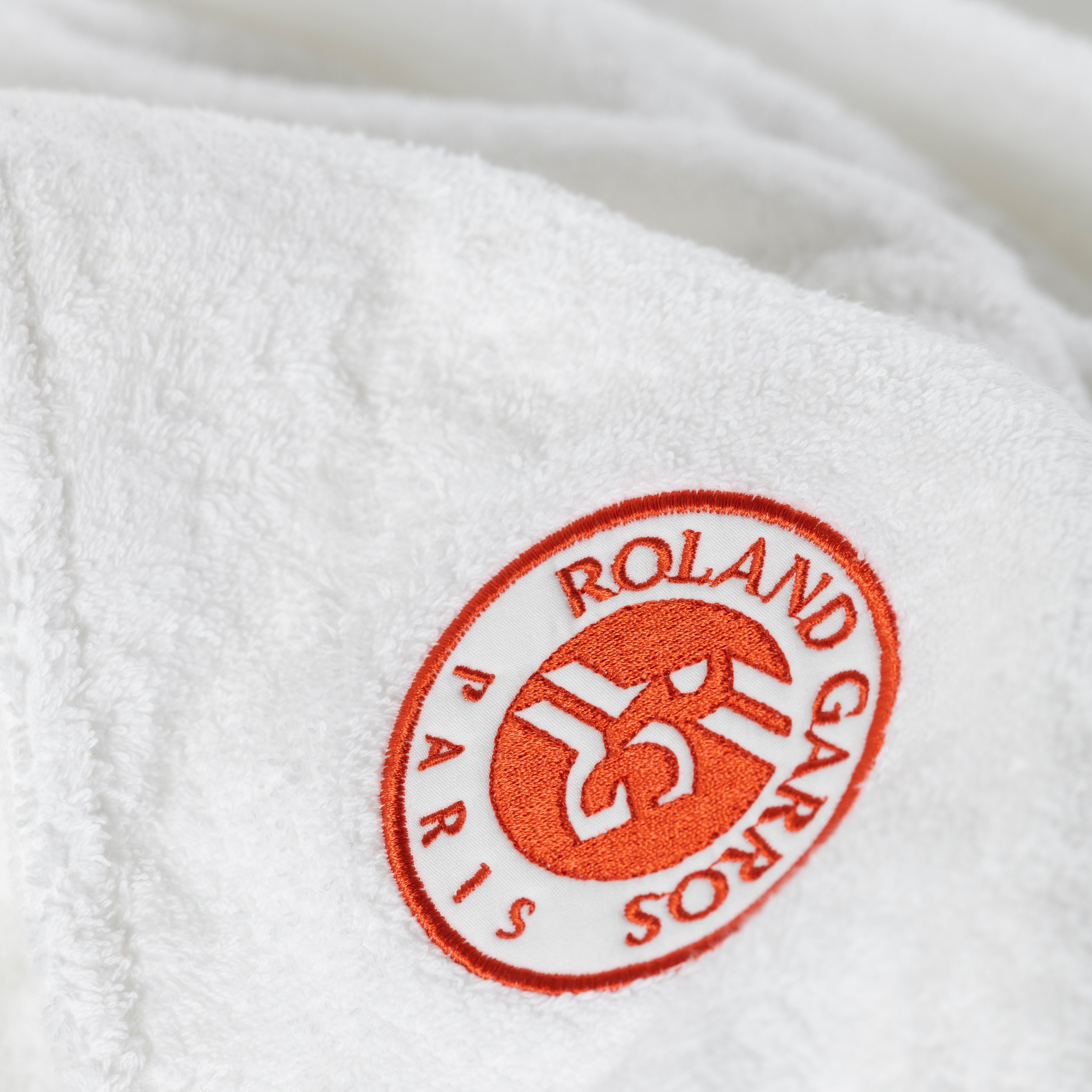 Bb paris icon towel
