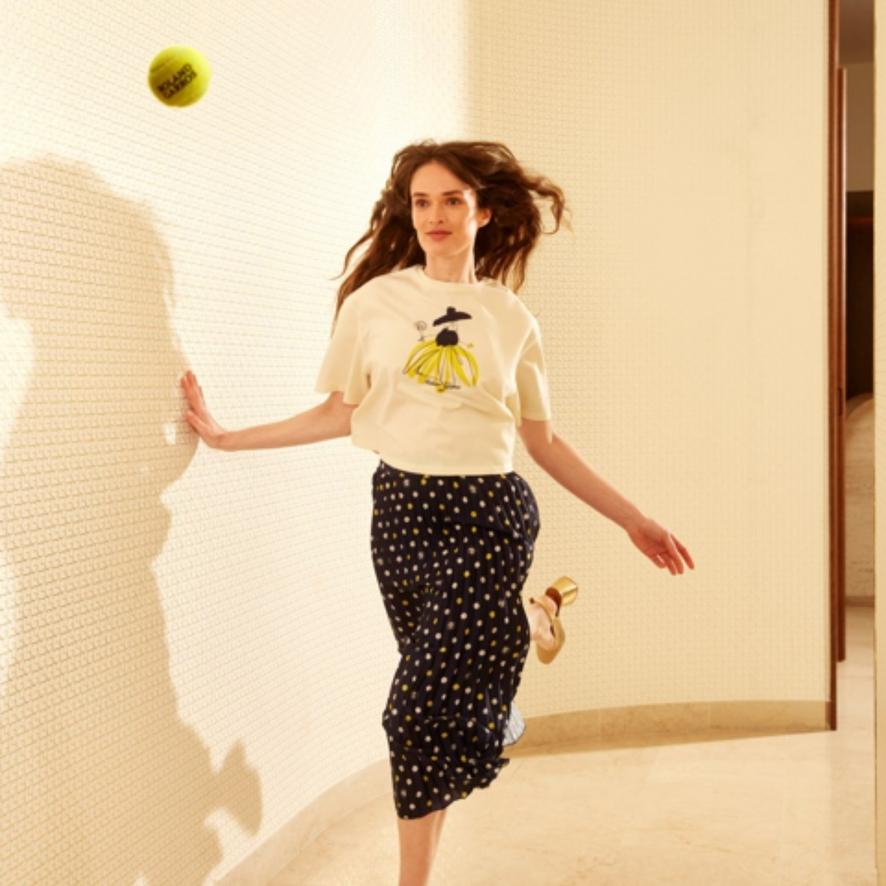【希少】ROLAND GARROS PARIS GRIFTシャツXL Roland-Garros woman logo T-shirt - Navy | Roland-Garros Store