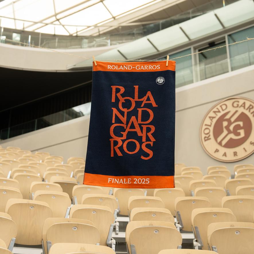 2025 Roland-Garros Final Unisex Player Towel - Navy | Roland