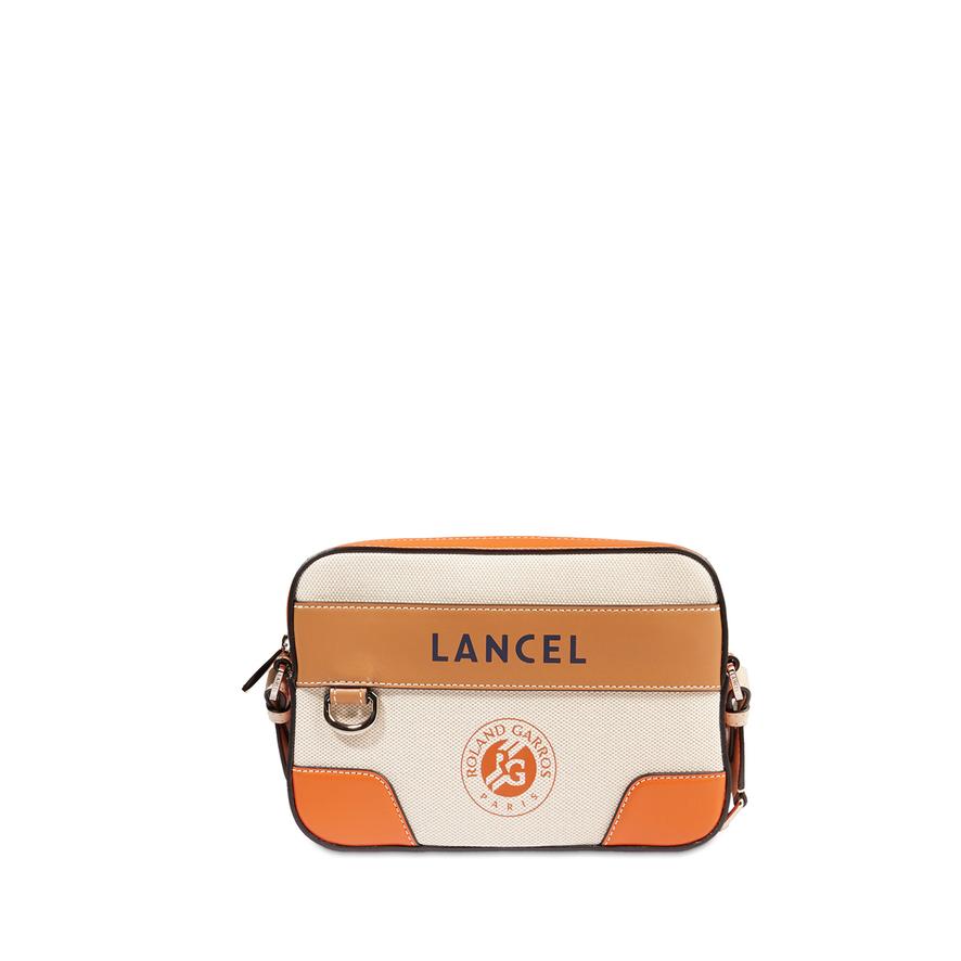 LANCEL ランセル ガーメントバッグ ナイロン レザー ベージュ Lancel Paris x Roland-Garros Camera bag - Ecru | Roland-Garros Store